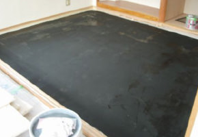 畳の下地に塗り炭した施工事例