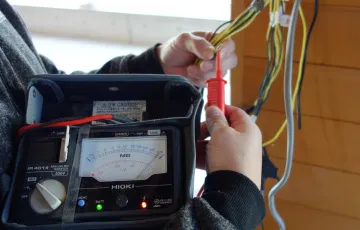 ヒーター敷設後電気検査
